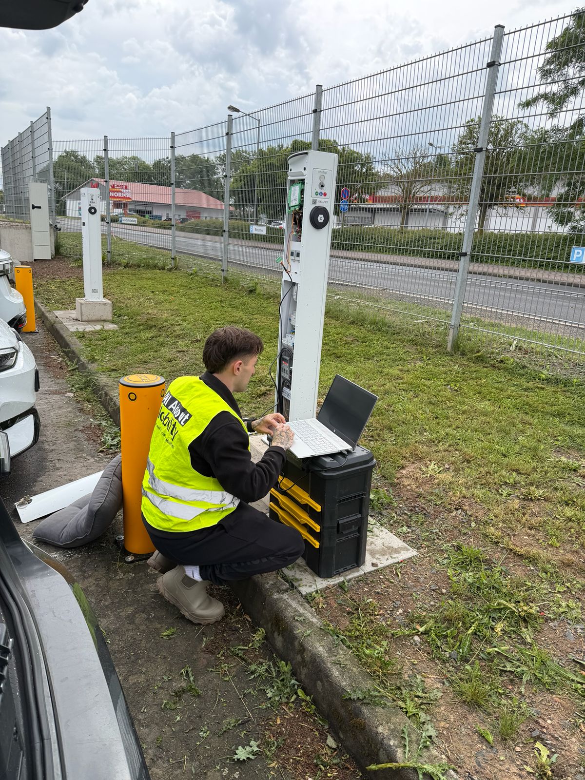 Diagnose en reparatie van laadpalen op locatie